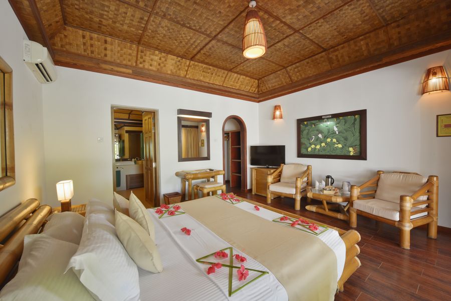 Angaga Island Resort and Spa — photo 3