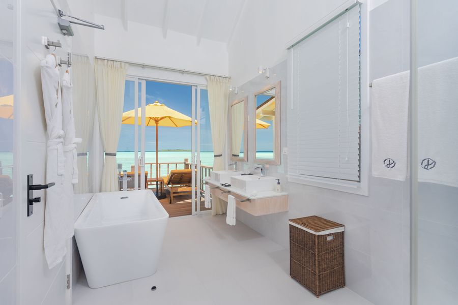 Dhigufaru Island Resort — photo 4