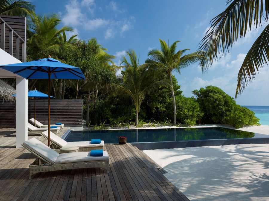 Dusit Thani Maldives — photo 6