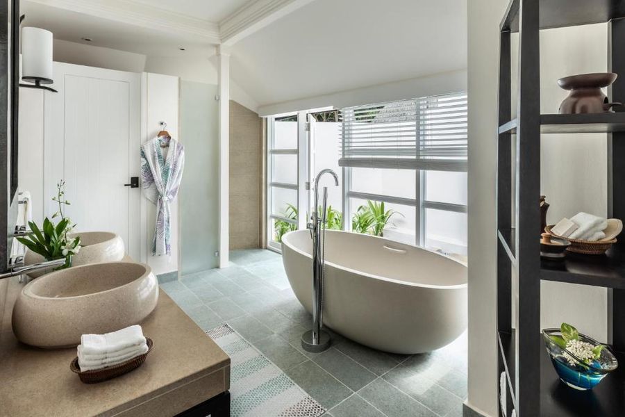Four Seasons Resort Maldives at Kuda Huraa — photo 3