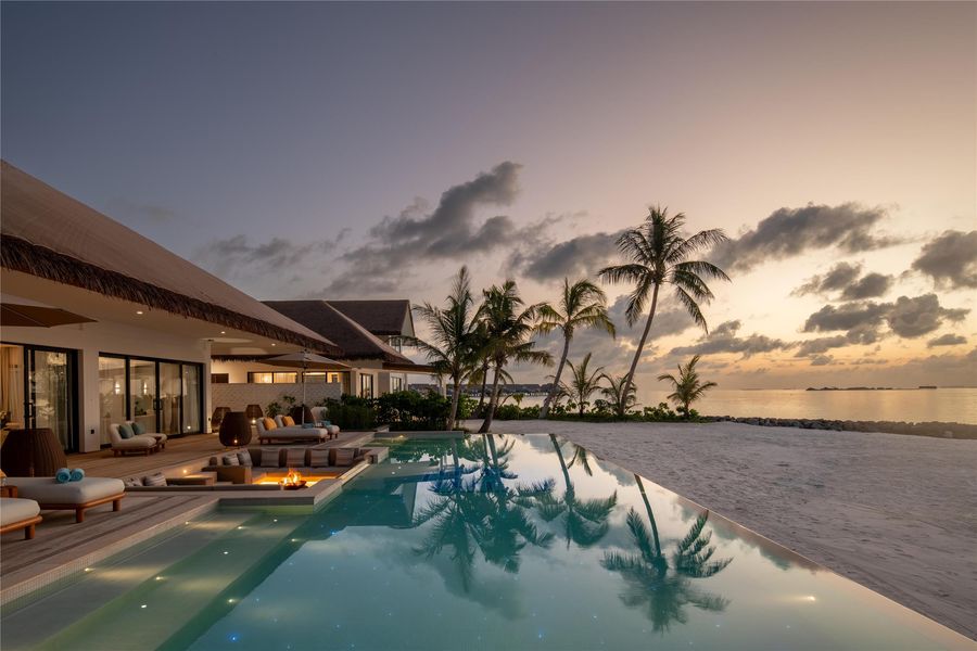 Hilton Maldives Amingiri Resort & Spa — photo 3