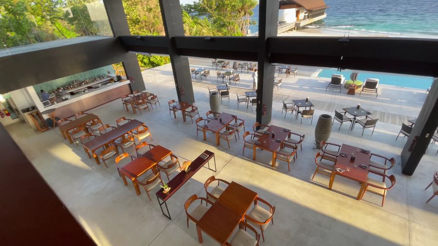 The Westin Maldives Miriandhoo Resort — photo 2