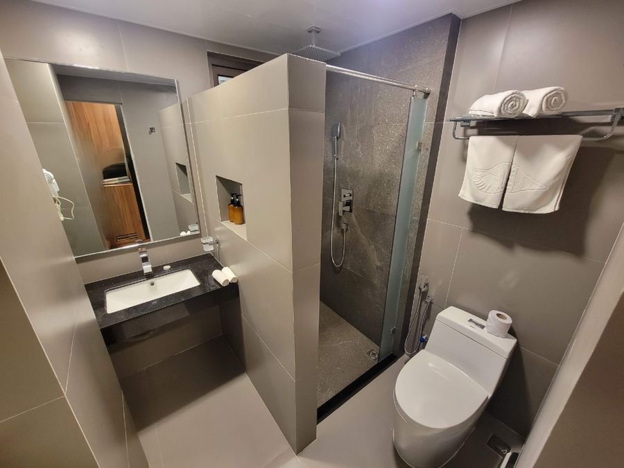 Triton Prestige — photo 4