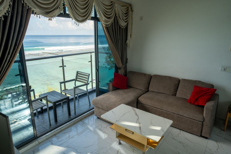 White Beach Holiday — photo 2